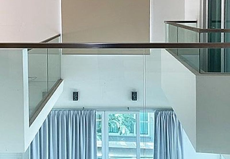 Rafflesia @ The Hill