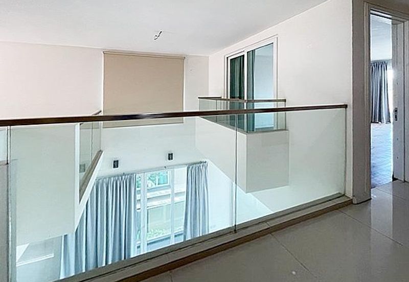 Rafflesia @ The Hill