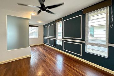 Rafflesia @ The Hill