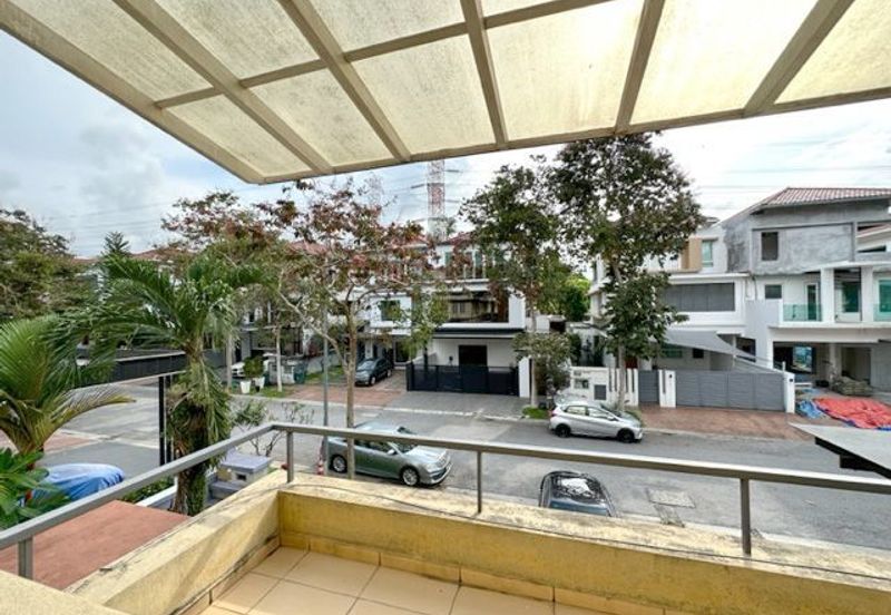 Rafflesia @ The Hill