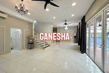 Rafflesia @ The Hill