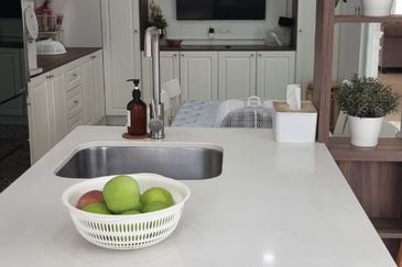 Rafflesia @ The Hill