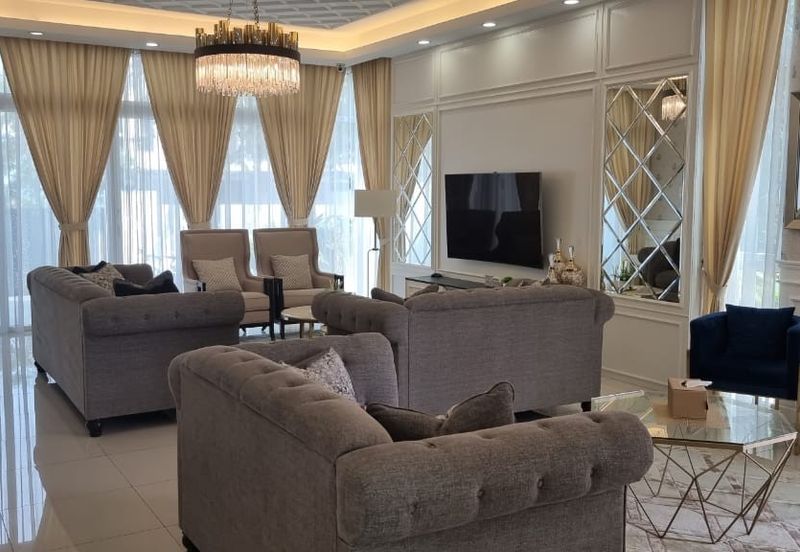 Rafflesia @ The Hill