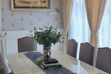 Rafflesia @ The Hill