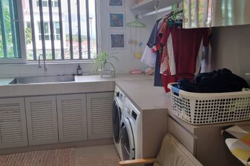 Rafflesia @ The Hill