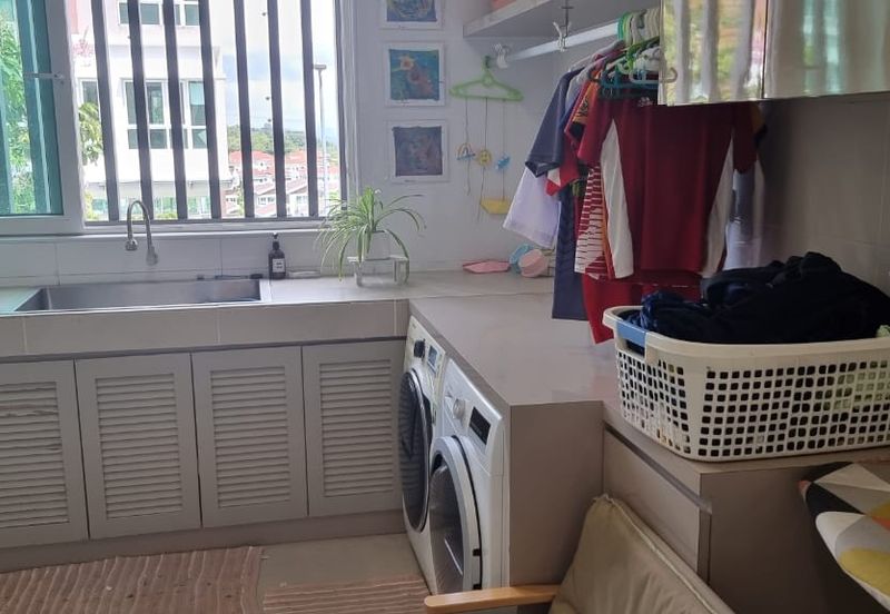 Rafflesia @ The Hill