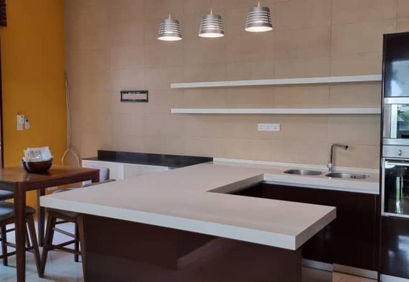 Rafflesia @ The Hill