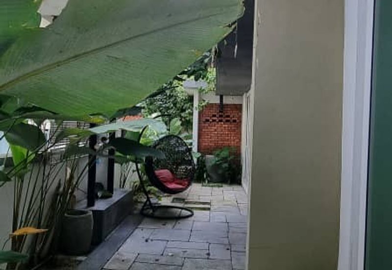 Rafflesia @ The Hill