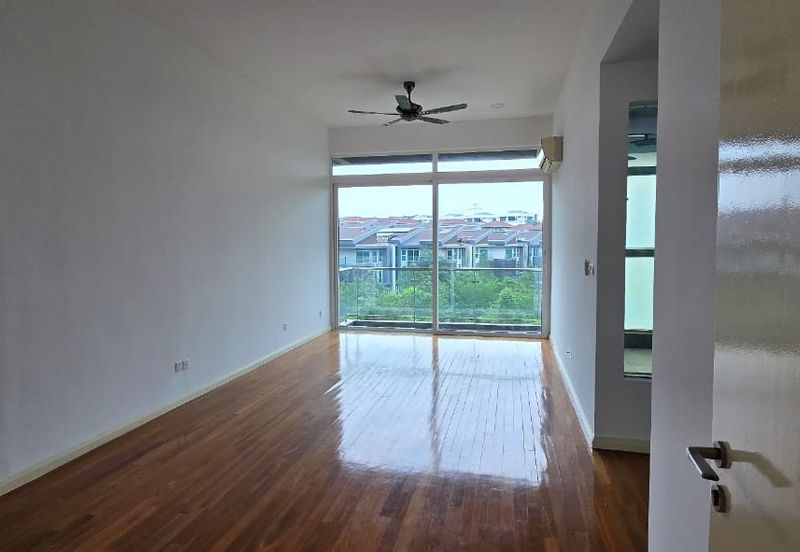 Rafflesia @ The Hill