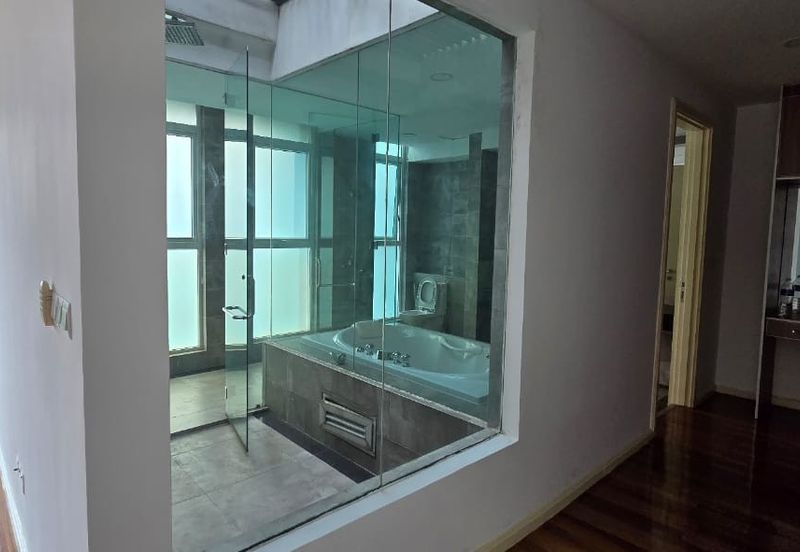 Rafflesia @ The Hill