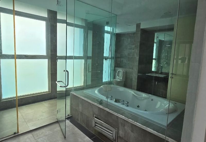 Rafflesia @ The Hill