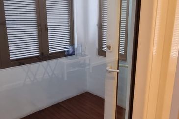 Rafflesia @ The Hill