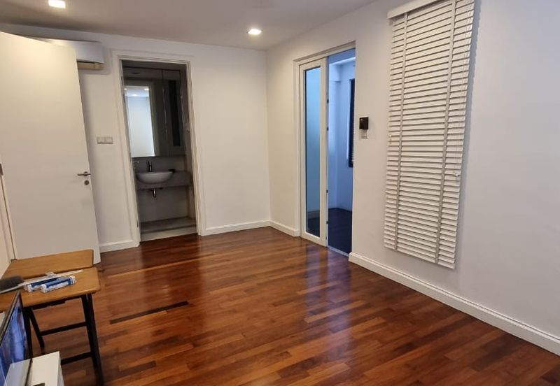 Rafflesia @ The Hill