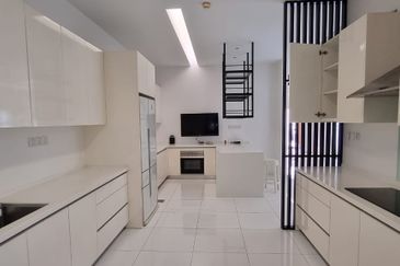 Rafflesia @ The Hill