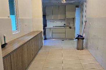 Rafflesia @ The Hill