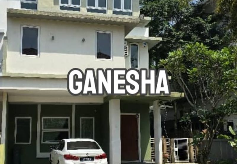 Rafflesia @ The Hill