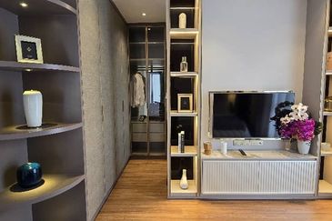 Rafflesia @ Hill 4, Damansara Perdana