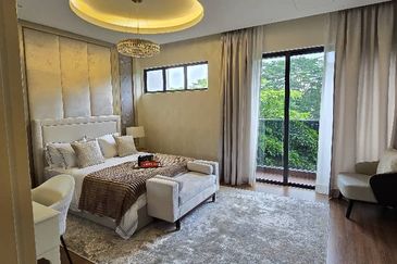 Rafflesia @ Hill 4, Damansara Perdana