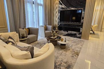 Rafflesia @ Hill 4, Damansara Perdana