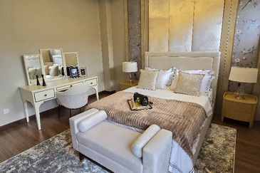 Rafflesia @ Hill 4, Damansara Perdana