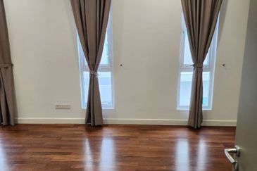 The Rafflesia @ Hill 1