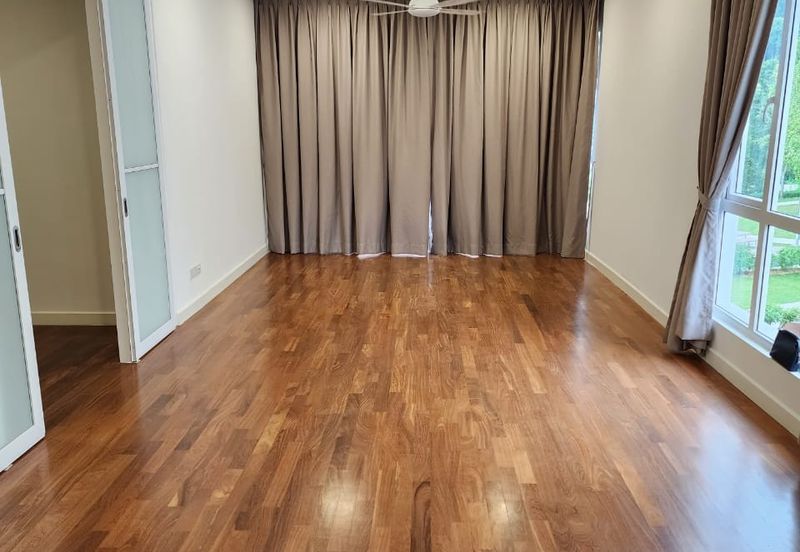 The Rafflesia @ Hill 1