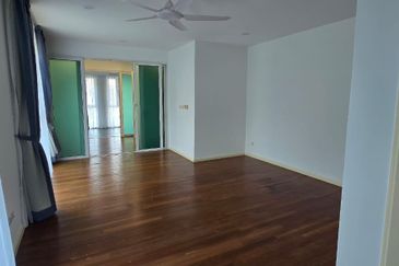 Rafflesia @ The Hill