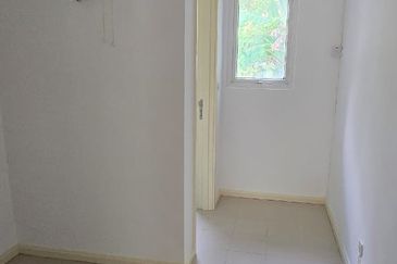 Rafflesia @ The Hill