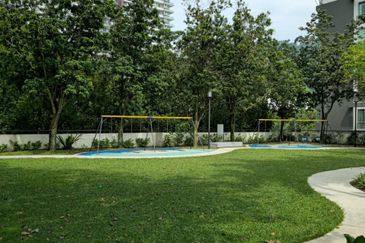 Perdana View Condominium