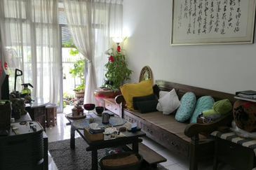 Perdana View Condominium