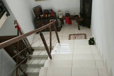 Perdana View Condominium