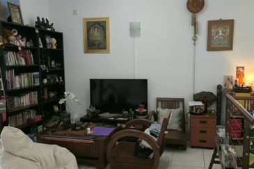 Perdana View Condominium