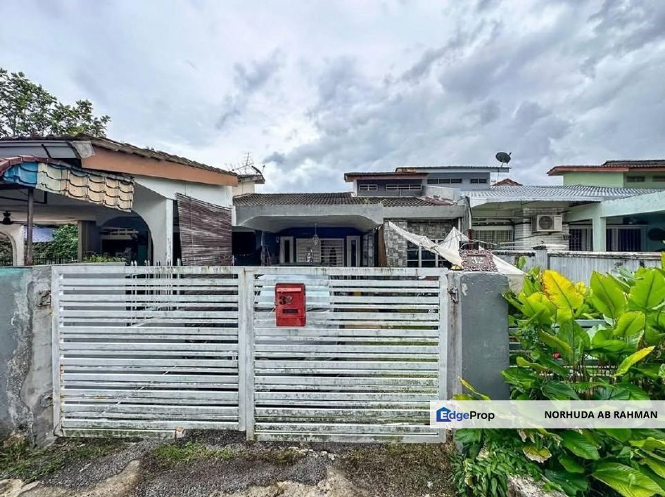 Single Storey Terrace Seksyen 2 Bandar Baru Bangi Selangor, Selangor, Bangi
