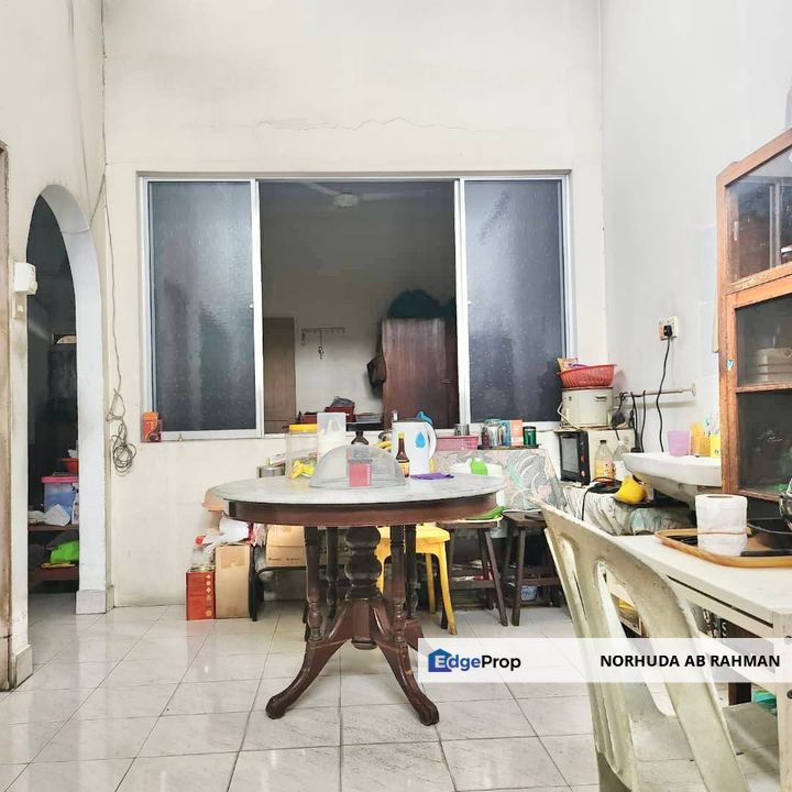 Single Storey Terrace Section 51A Petaling Jaya Selangor, Selangor, Petaling Jaya