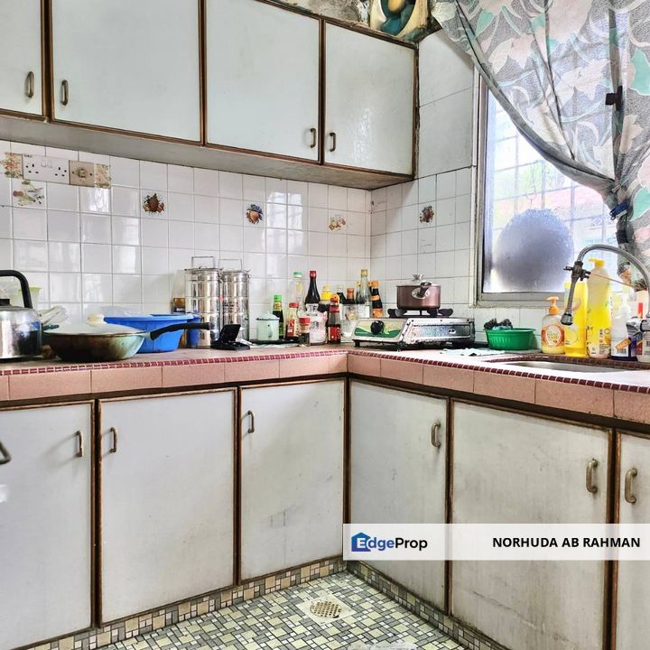 Single Storey Terrace Section 51A Petaling Jaya Selangor, Selangor, Petaling Jaya