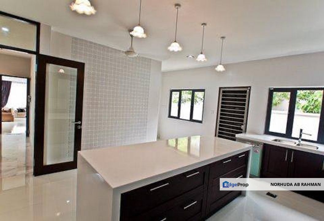 Bungalow Taman Hillview Ampang Selangor, Selangor, Ulu Kelang