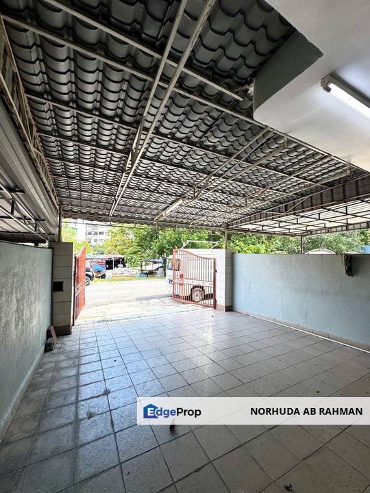 Double Storey Terrace Taman Kosas Ampang Selangor, Selangor, Ampang