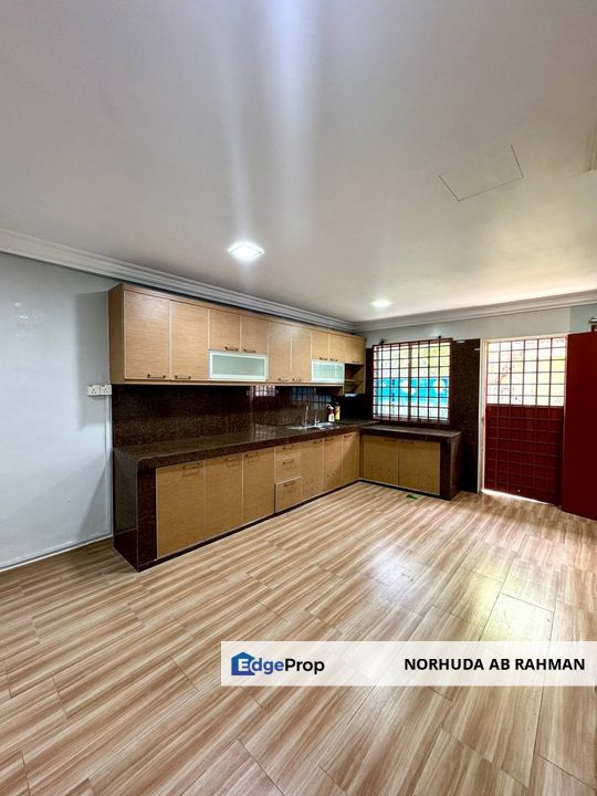 Double Storey Terrace Taman Kosas Ampang Selangor, Selangor, Ampang