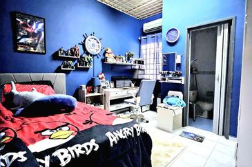 Taman Laman Desa, Desa Latania