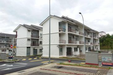 BANDAR AINSDALE FASA 1(SUCI)