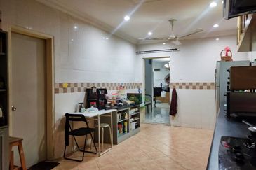 Seksyen 11, Kota Damansara