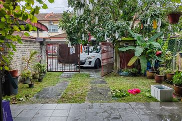 Taman Tasik Semenyih (Lake Residence)