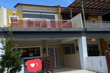 Perdana College Heights