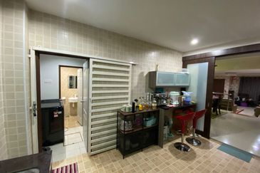 Perdana College Heights