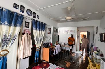 Pangsapuri Putra Damai