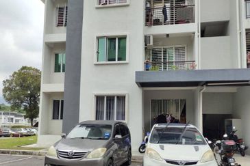 Taman Bukit Inai Apartment