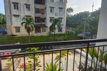 Taman Bukit Inai Apartment