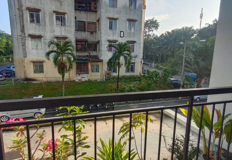 Taman Bukit Inai Apartment