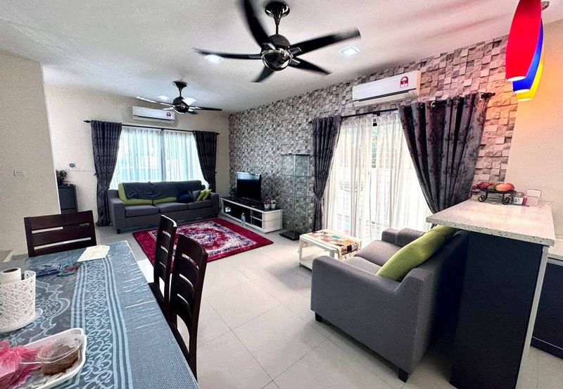 Laman Delfina @ Nilai Impian