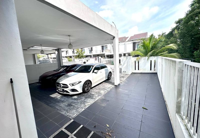 Laman Delfina @ Nilai Impian